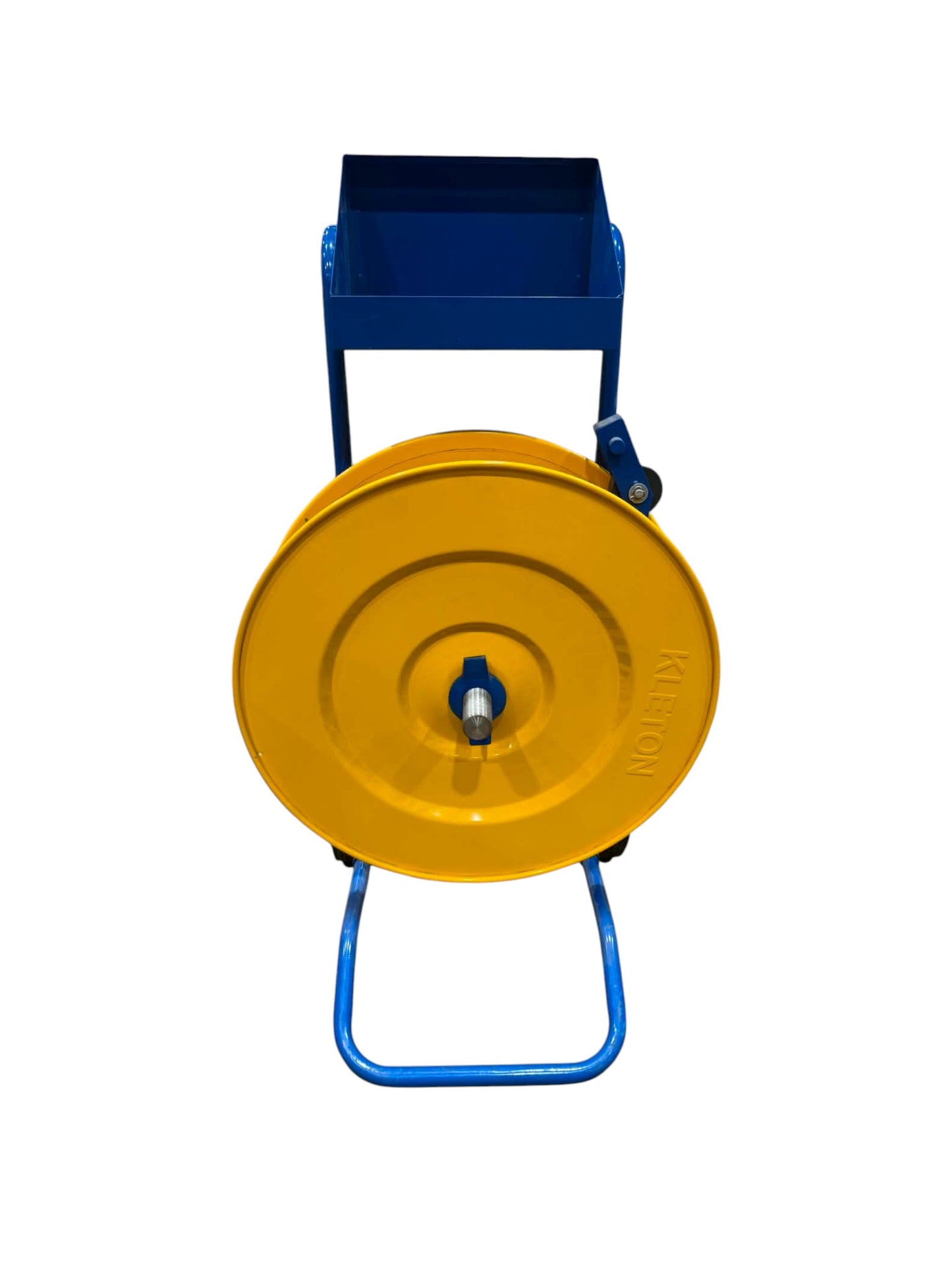Outils et chariot pour feuillard de cerclage en acier