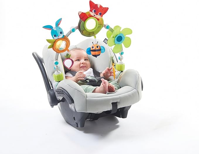 Arche d'activités ensoleillé pour bébé