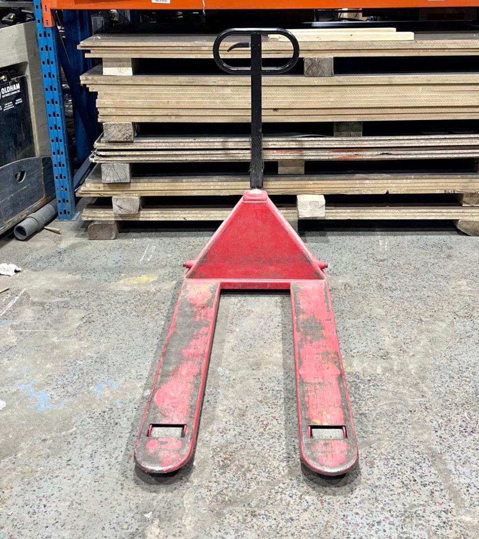 Transpalette – 48 x 27 po, fourche standard (Usagé)