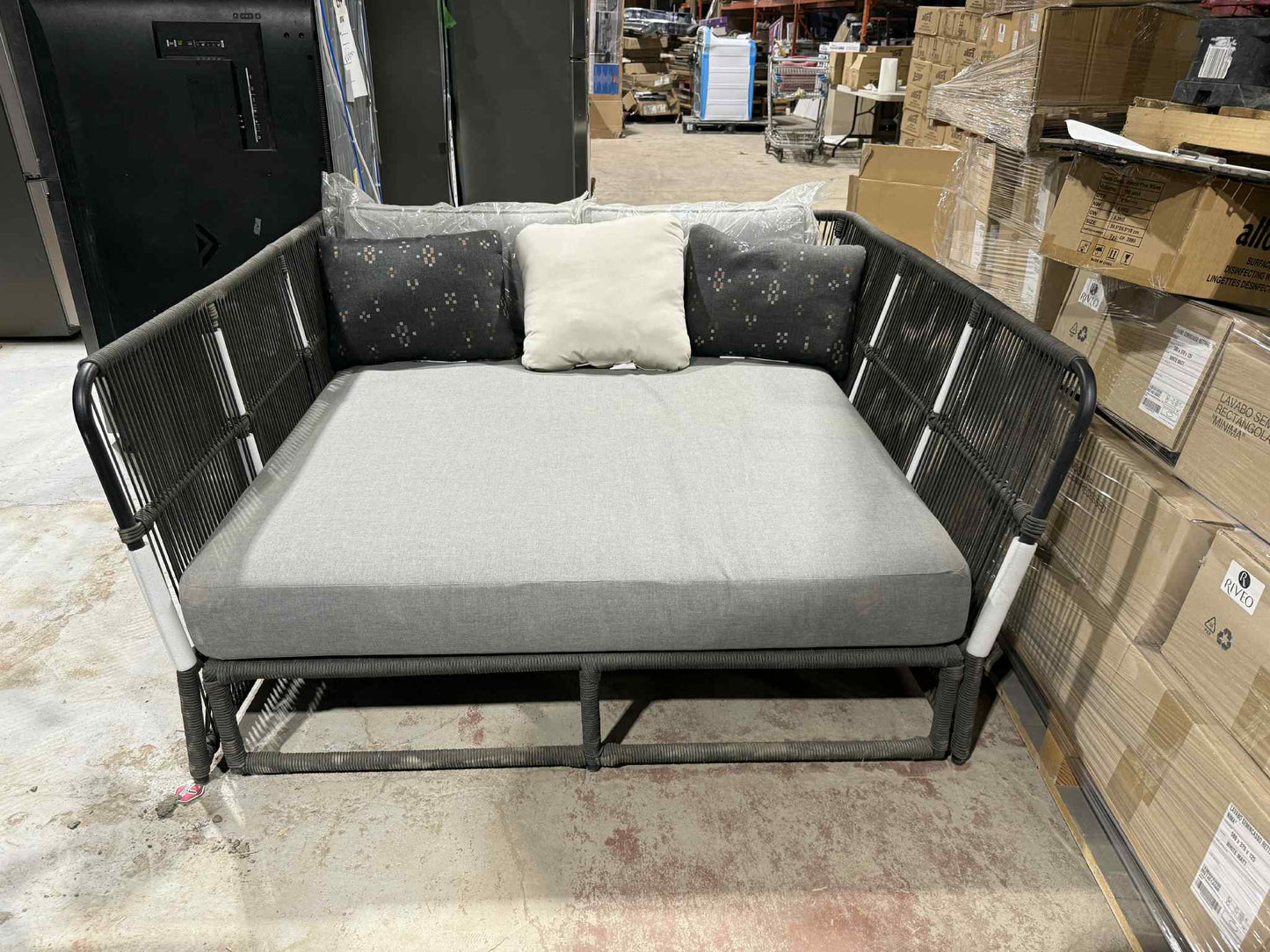 Divan lit extérieur